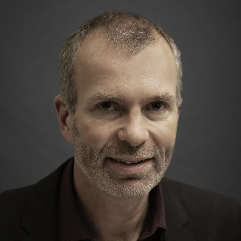 Leif Elison, Senior Consultant